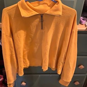 Yellow hollister top